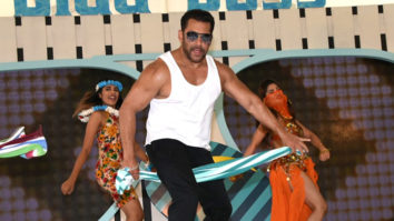 Salman Khan’s ROCKING performance on Bigg Boss 12’s launch event in Goa