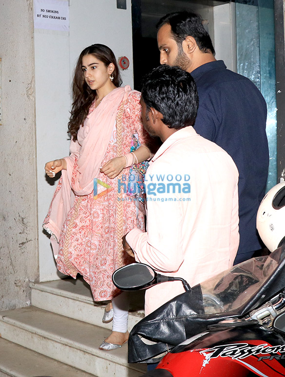 Sara Ali Khan spotted at dance class in Juhu
