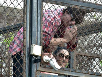 Shah Rukh Khan, Gauri Khan and AbRam greet fans on the occasion of Janmashtami