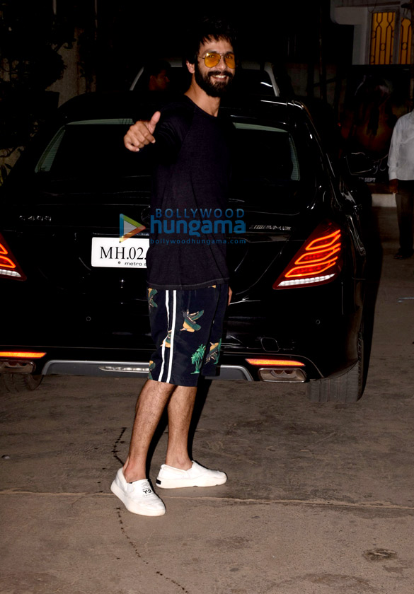 shahid kapoor snapped at sunny super sound 4 2