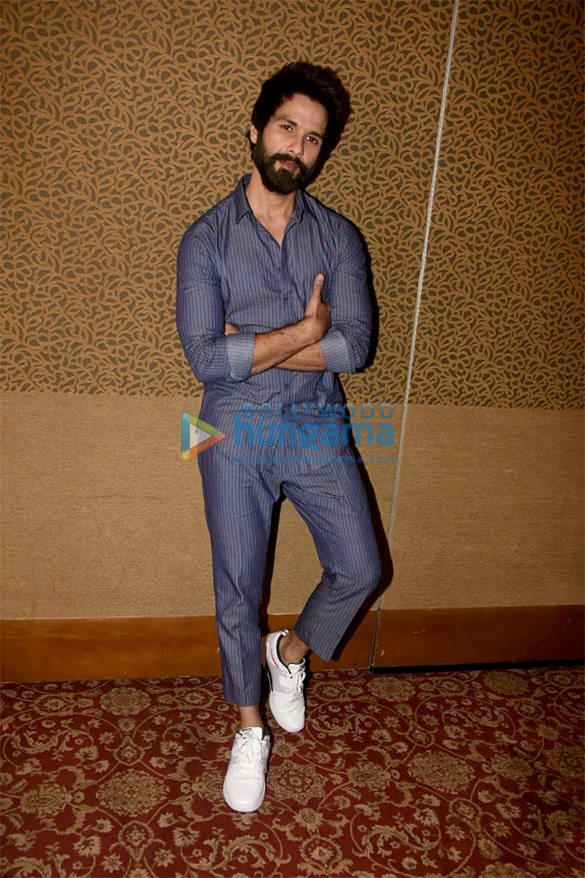 shahid kapoor snapped at zee etc office to promote batti gul meter chalu 5