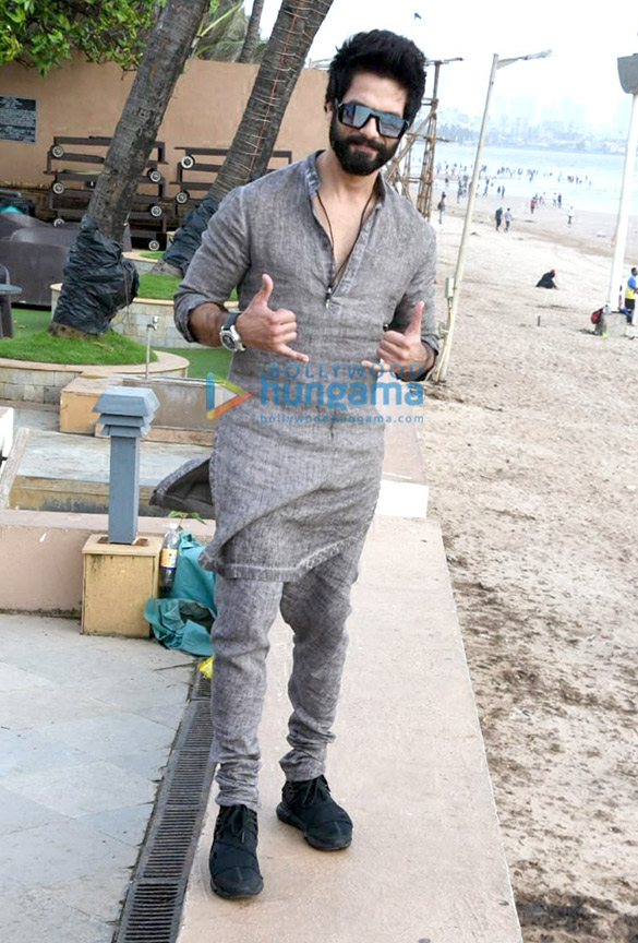 shahid kapoor snapped in juhu during batti gul meter chalu promotions 5