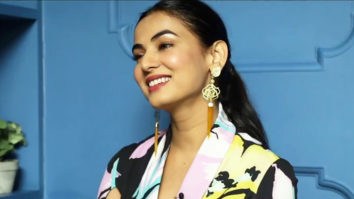 Sonal Chauhan: “Kamli’s hair was very FUNNY” | Rapid Fire | Salman Khan | Aamir | Ranbir