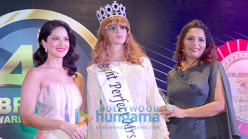 CHECK OUT: Sunny Leone Launching 4th Bright Award Trophy