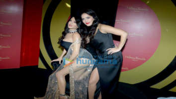 Sunny Leone unveils her wax statue Madame Tussauds Delhi