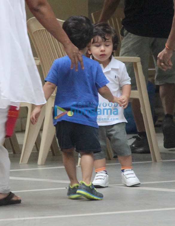 taimur ali khan snapped in bandra 6 4