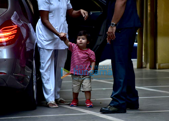 taimur ali khan spotted at play school in bandra 4 5