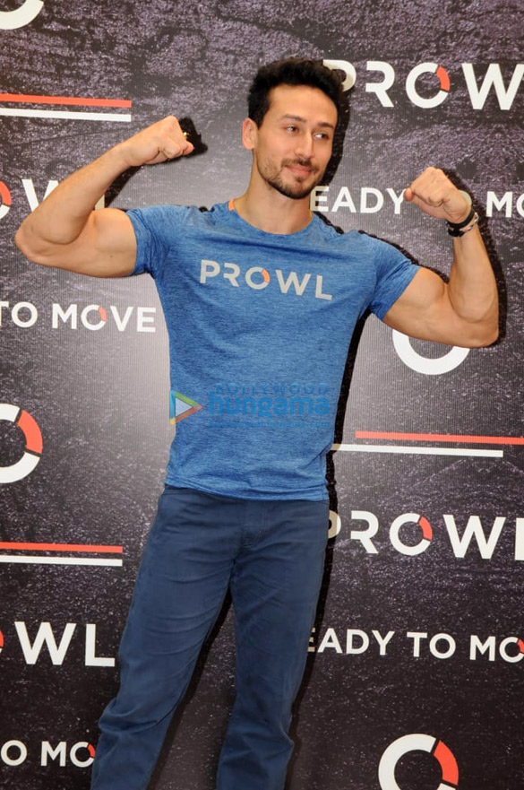 tiger shroff snapped attending the prowl event 6