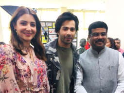 Varun Dhawan – Anushka Sharma signed as ambassadors of Skill India Campaign