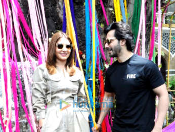 Varun Dhawan and Anushka Sharma snapped at Wilson College to promote Sui Dhaaga - Made In India