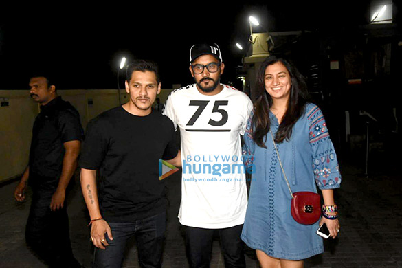 varun dhawan and other celebs grace the special screening of sui dhaaga made in india 1