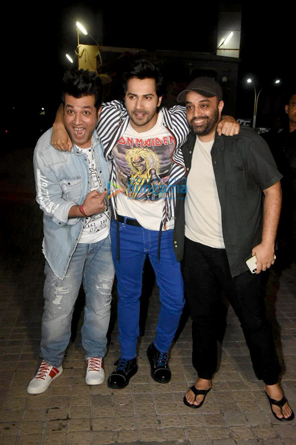 varun dhawan and other celebs grace the special screening of sui dhaaga made in india 5