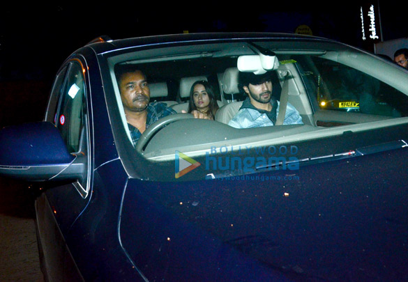 varun dhawan with girl friend and jimmy sheirgill snapped at bandra 1