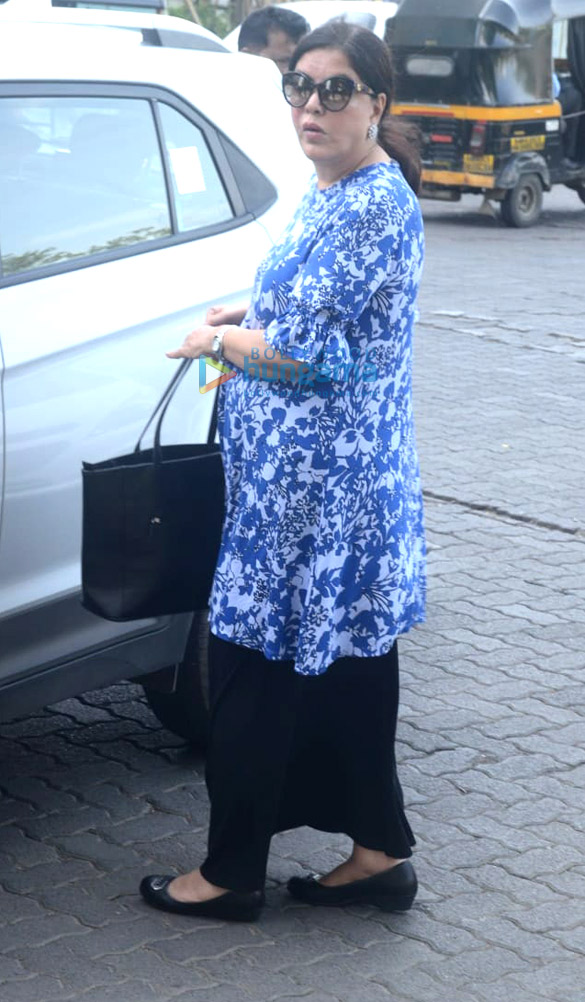 zeenat aman snapped at bkc 1