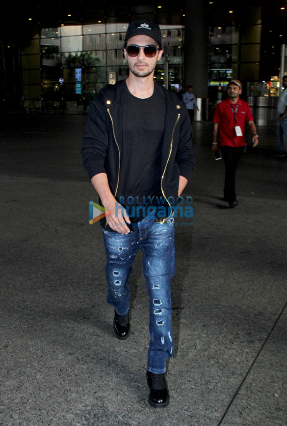 aamir khan alia bhatt and others snapped at the airport 3
