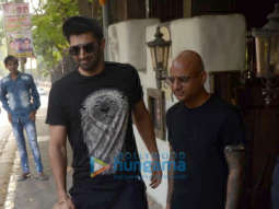 Aditya Roy Kapur snapped at Hakim’s Aalim salon in Bandra