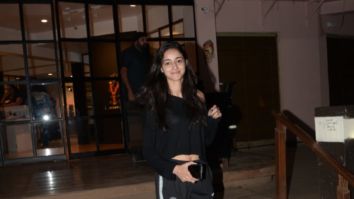 Ananya Pandey snapped with mom at Monisha Jaising’s showroom