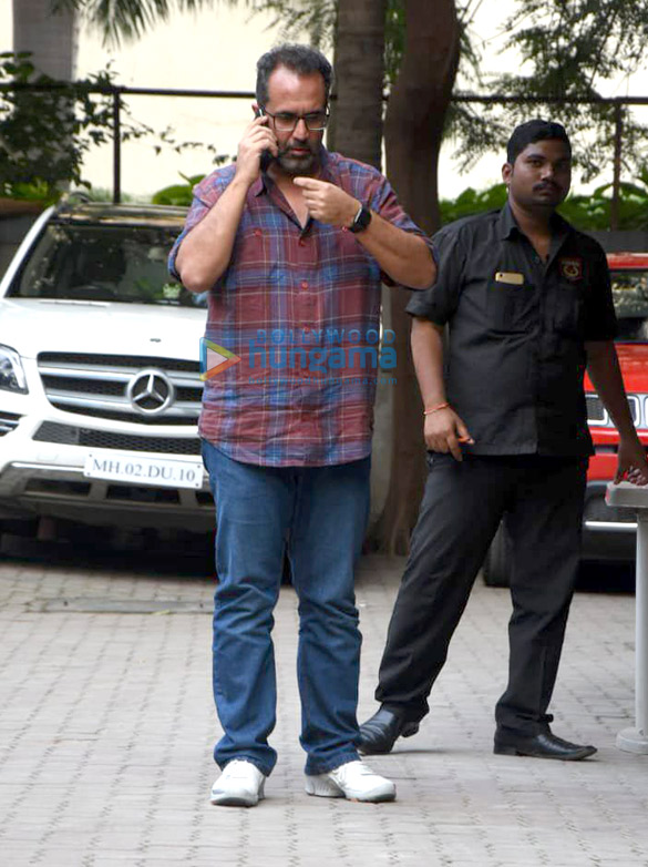 anushka sharma snapped at aanand l rais office 1