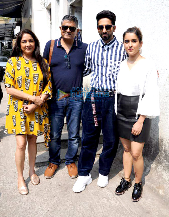 badhaai ho cast promote their film at lower parel 2