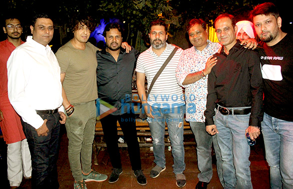 bhushan kumar varun sharma sonu nigam and others snapped at kumaars birthday celebrations 1