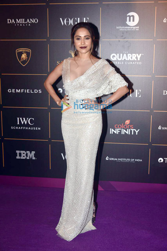 celebs grace the vogue women of the year awards 2018 17