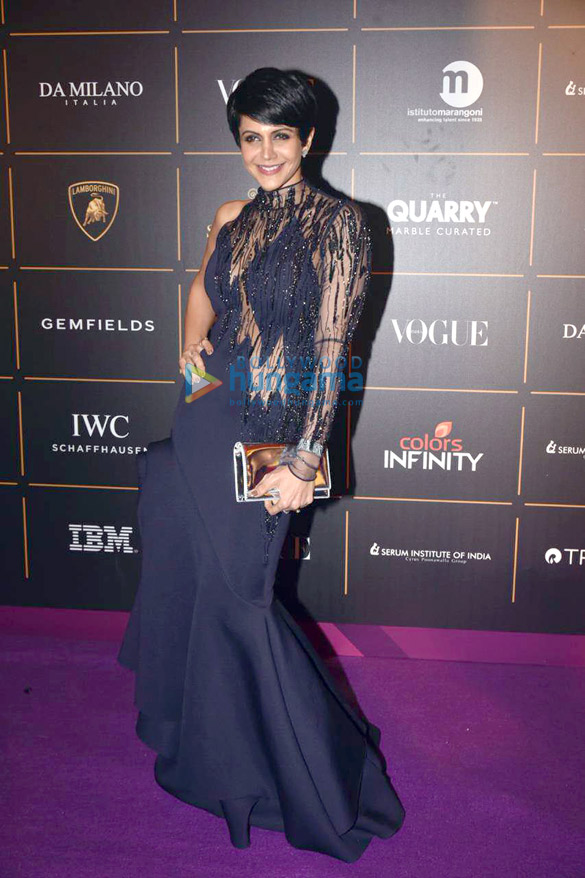 celebs grace the vogue women of the year awards 2018 30