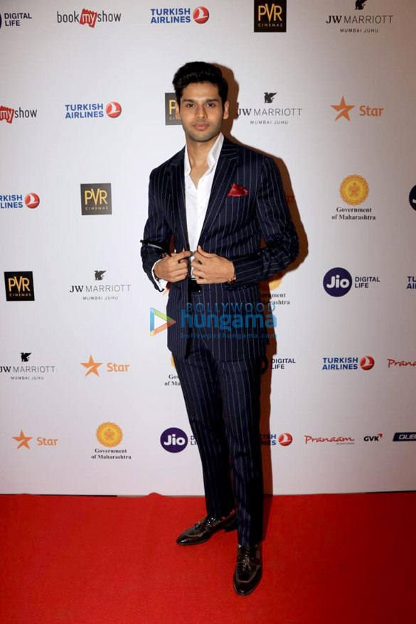 celebs grace the premiere of mard ko dard nahi hota at 20th jio mami film festival 2018 1
