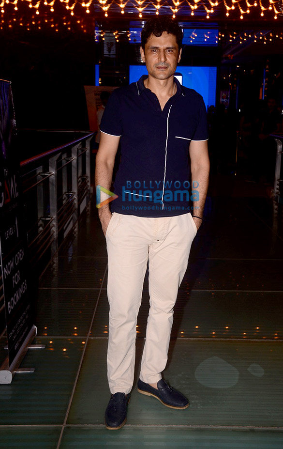 celebs grace the special screening of loveyatri 13