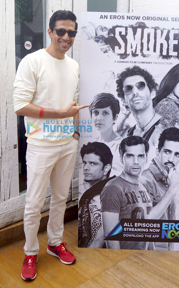 celebs grace the success bash of the web series smoke 4