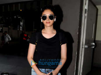 Evelyn Sharma, Aditi Rao Hydari and Rohan Mehra snapped at the airport