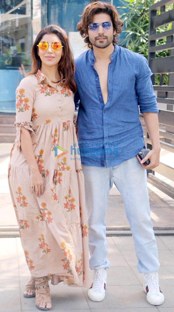 gurmeet choudhary and debina bonnerjee spotted at yauatcha for lunch 1