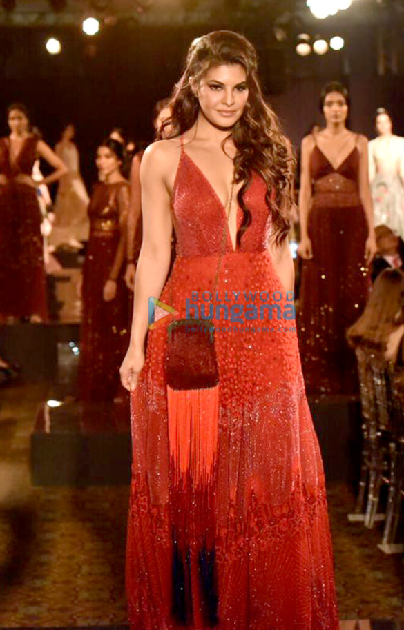 jacqueline fernandez walks the ramp for jade 1
