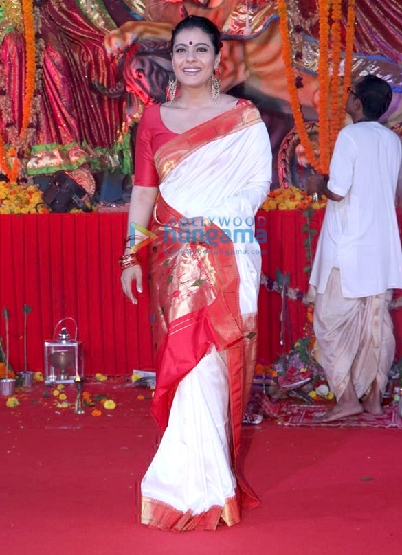 Kajol, Varun Dhawan, Ayan Mukerji and others snapped at Durga Pooja Kajol, Varun Dhawan, Ayan Mukerji and others snapped at Durga Pooja
