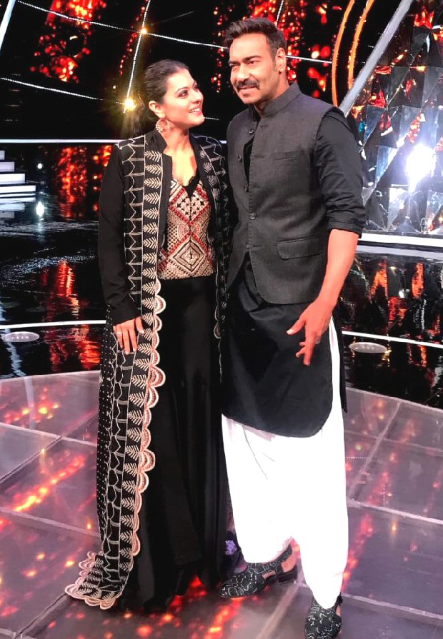 Kajol and Ajay Devgn had a gala time on the sets of Indian Idol and here are the details