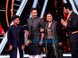 Kajol and Ajay Devgn snapped promoting Helicopter Eela on the sets of Indian Idol 10