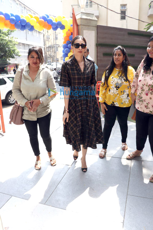 Karisma Kapoor spotted at Aditya Birla World Academy Karisma Kapoor spotted at Aditya Birla World Academy