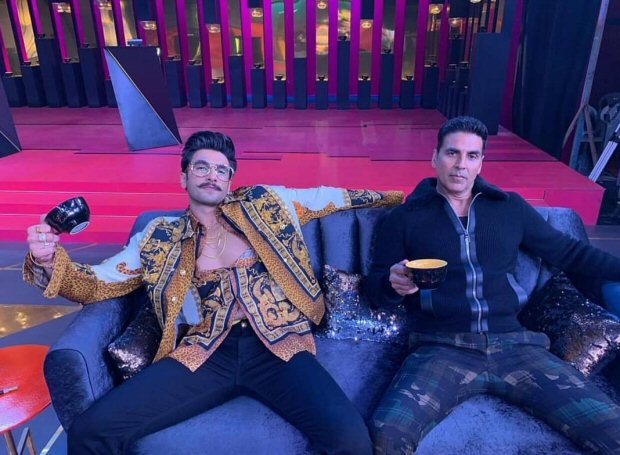 Koffee With Karan 6 Akshay Kumar and Ranveer Singh KISS Karan Johar