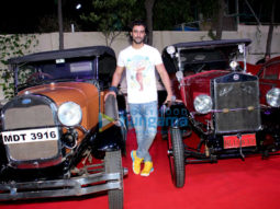 Kunal Kapoor, Neville Tuli & Gautam Sen snapped at Osian’s Indian Modern & Contemporary Fine Arts