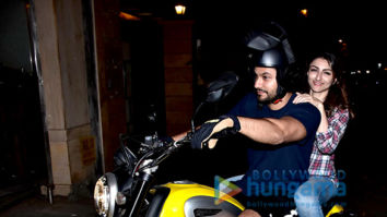 Kunal Khemu, Soha Ali Khan and Randhir Kapoor spotted at Kareena Kapoor Khan’s residence