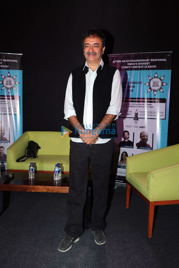 rajkumar hirani graces the launch of the 2nd edition of cinestaan script contest 6