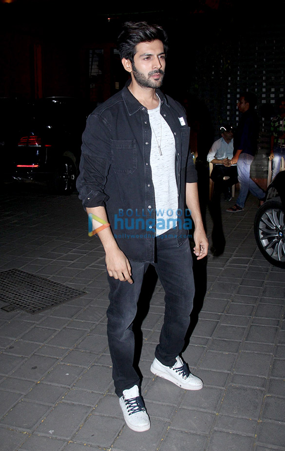 salman khan varun dhawan and others grace aayush sharmas birthday bash 21