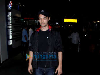 Shah Rukh Khan, Kajol, Sonakshi Sinha and others snapped at the airport