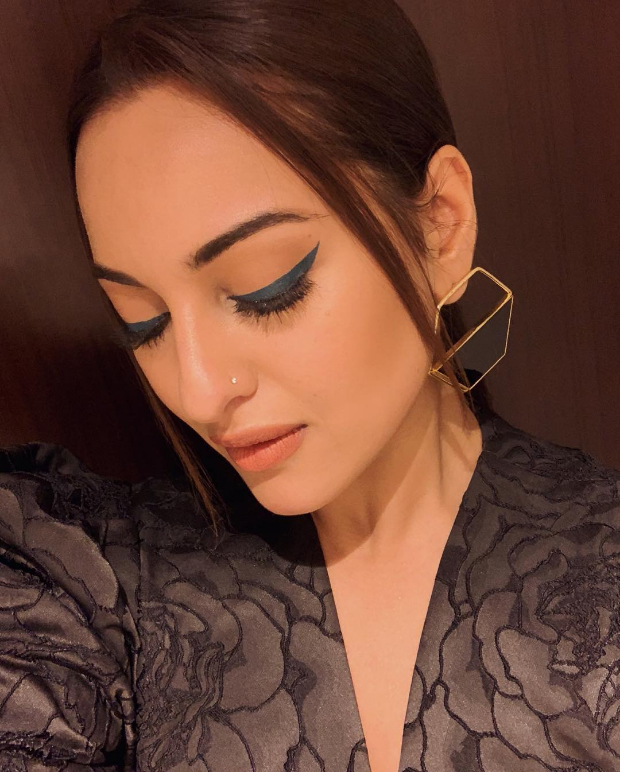 Sonakshi Sinha in Romy Collection (3)
