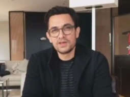 WATCH: Aamir Khan crooning to ‘Aati Kya Khandala’ from Ghulam will definitely make you nostalgic