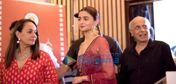 alia bhatt mahesh bhatt soni razdan and sanjoy nag snapped at the screening of yours truly at kolkata international film festival 1