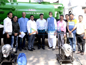 Amitabh Bachchan buys and presents machines for manual scavengers