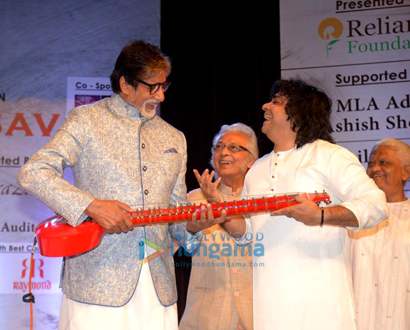 amitabh bachchan snapped at the launch of kartick kumar foundation 2