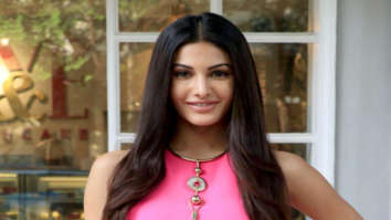 Amyra Dastur spotted in Juhu