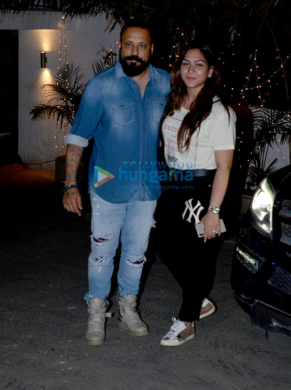 celebs grace john abrahams birthday bash 4