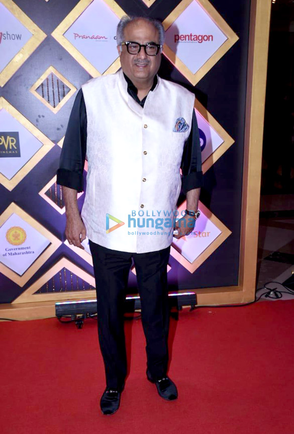 celebs grace closing ceremony of jio mami film festival 2018 10